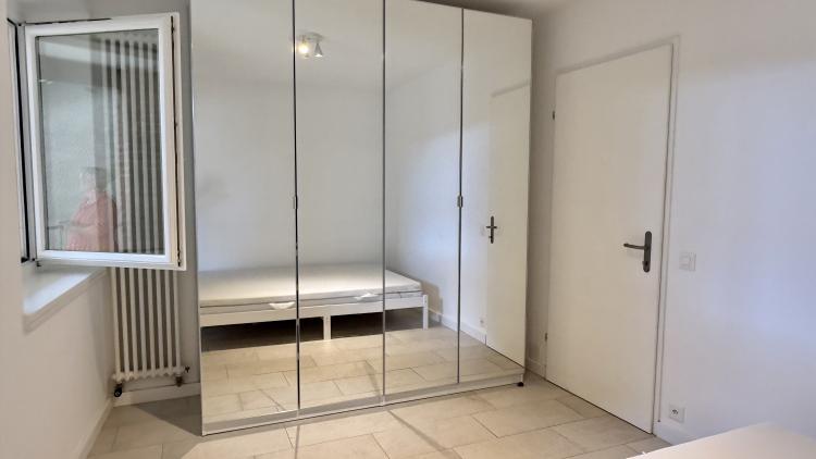 Grazioso appartamento ristrutturato 2.5 locali in tipica casa ticinese a Stabio
